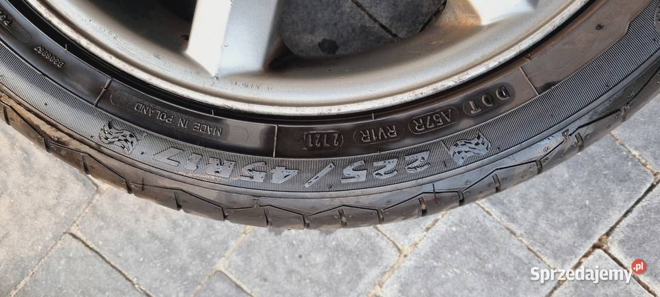 Felgi 17 volvo oryginalne volans opony letnie Marki