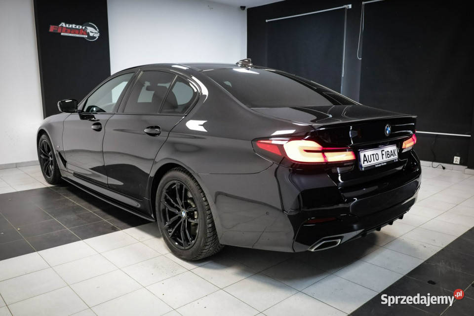 BMW 520 LCI190xDriveMpakietCarbonSalon łódzkie