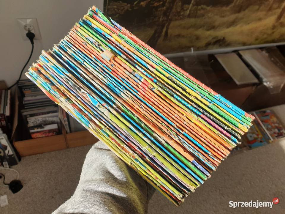 Kaczor Donald zestaw 35 komiksów 2004 Gdynia