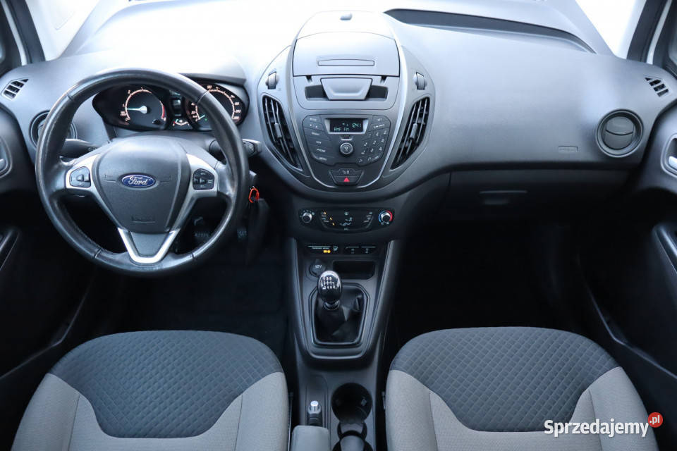 Ford Tourneo Courier 15 TDCI