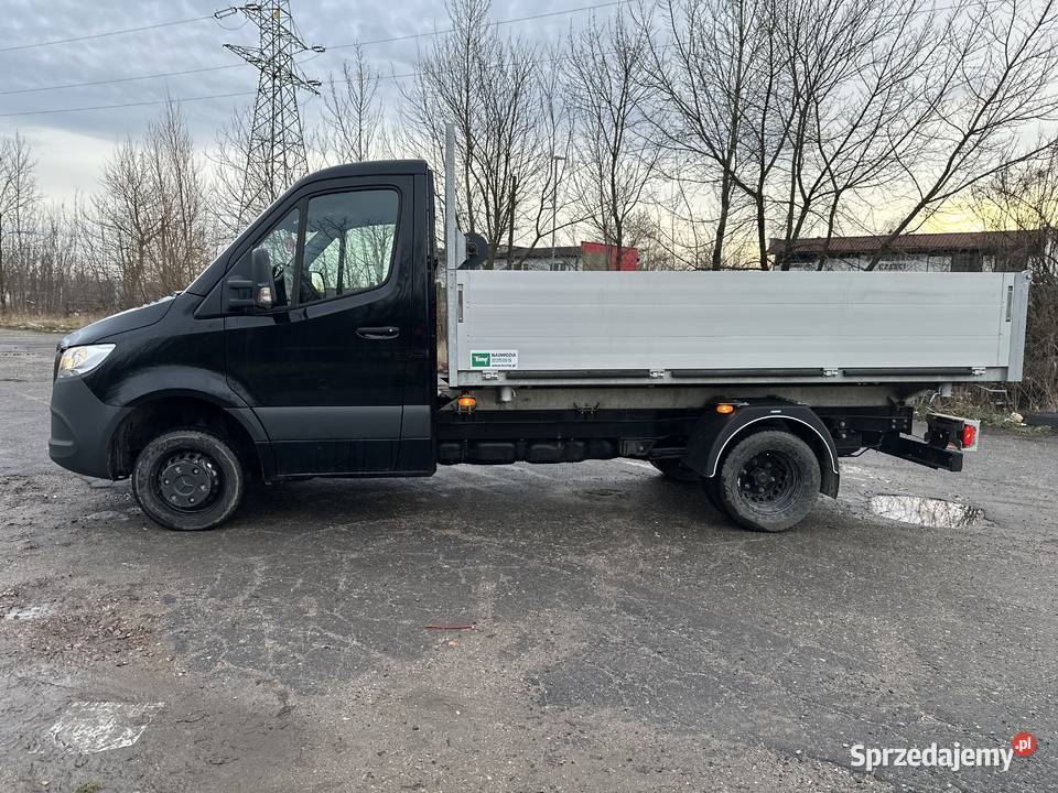 Mercedes Sprinter Wywrotka wynajem z wykupem Warszawa