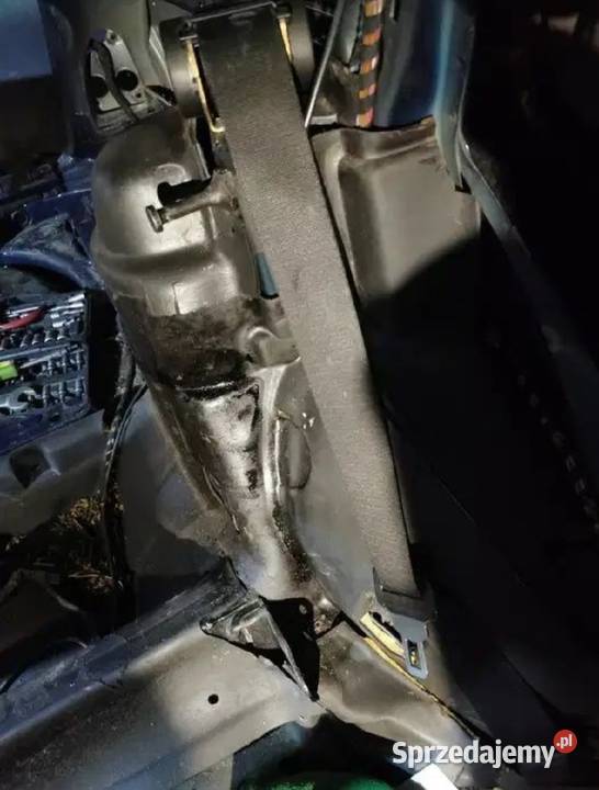 Pas bezpieczeństwa tył tylny BMW E34 kombi lewy Części samochodowe Żory