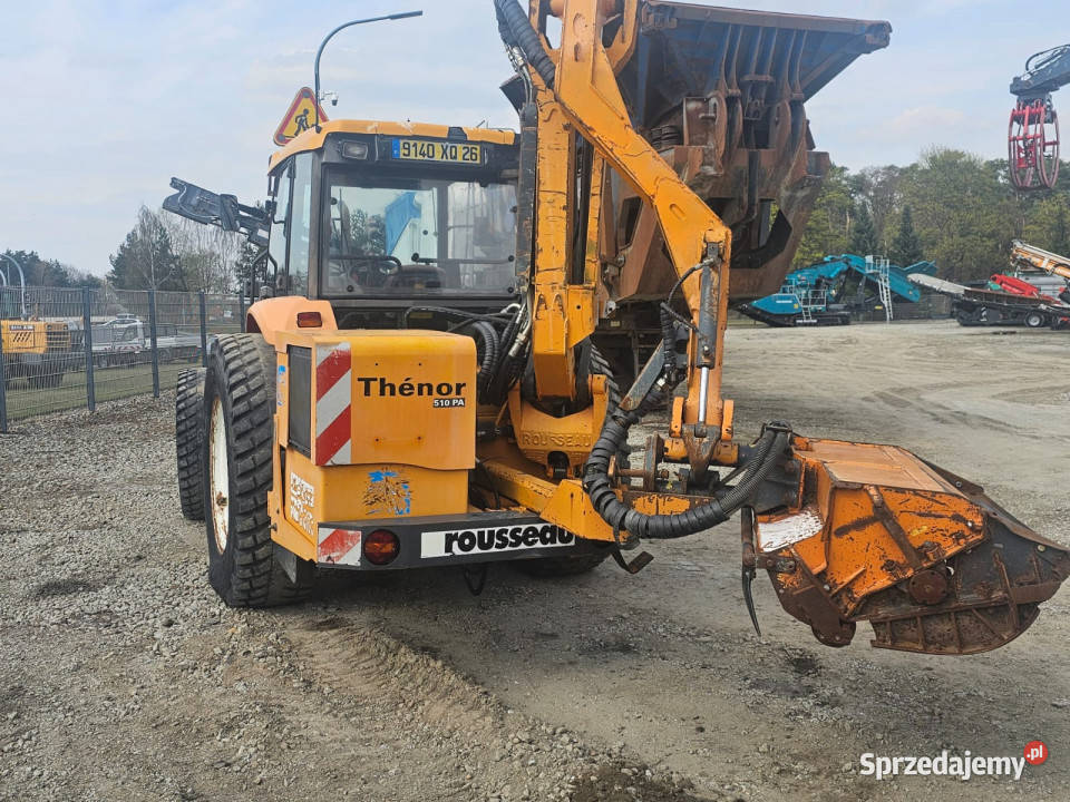 Ciągnik Renault Ergos 456 z kosiarką bijakową Krzykosy