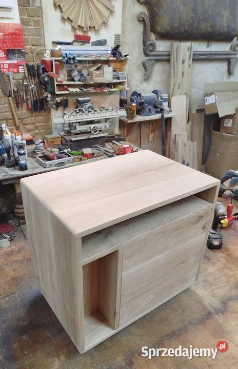 Stolik nocny z litego drewna dębowego sprzedam