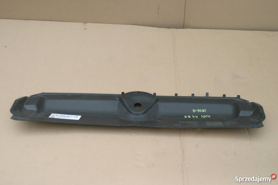 AUDI A4 B9 NAKŁADKA PASA PRZEDNIEGO 8W0807081 Karoseria Bieleń