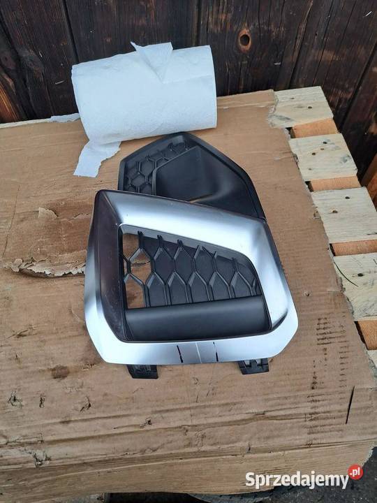 Prawa kratka Audi A4 B9 Lift SLine 8W0807682AM