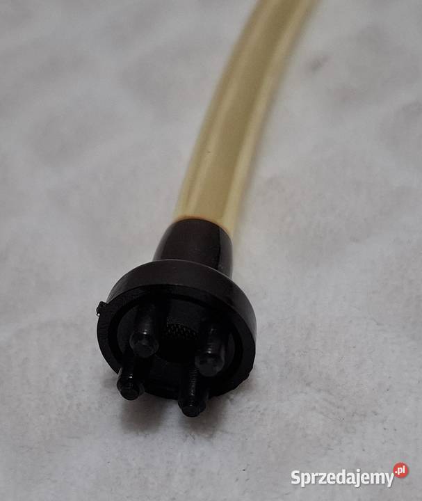 Wężyk z filtrem do wody ze zbiornika na Czeladź