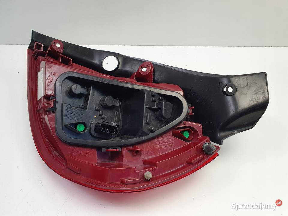 Renault Clio III HB lift 0912r TYLNA LAMPA LEWA Rudka