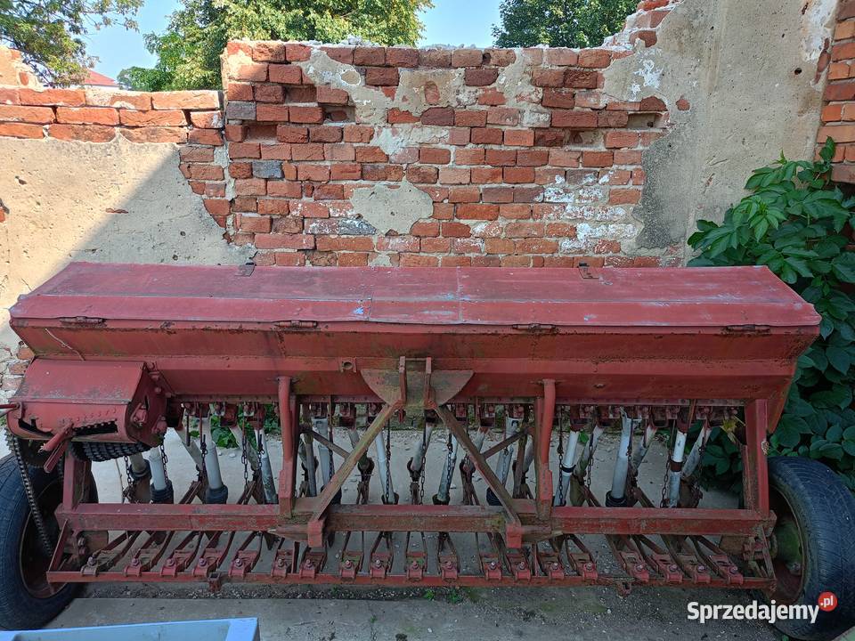 Sprzedam siewnik Bobrowa sprzedam