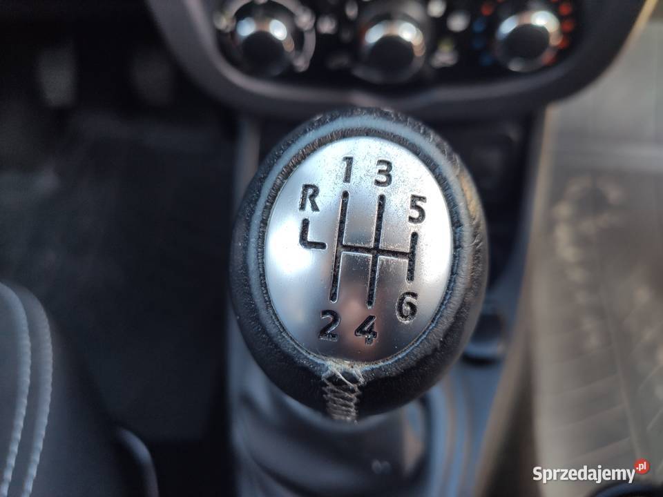 Dacia Duster 4x4 klimatyzacja 15 DCI diesel lakier metallic Kraków