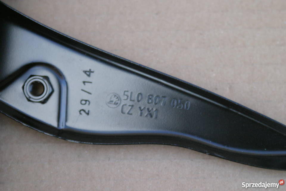 SKODA YWTI ŚLIZG ZDERZAKA PRAWY PRZÓD 5L0807050 osobowe lubuskie Bieleń