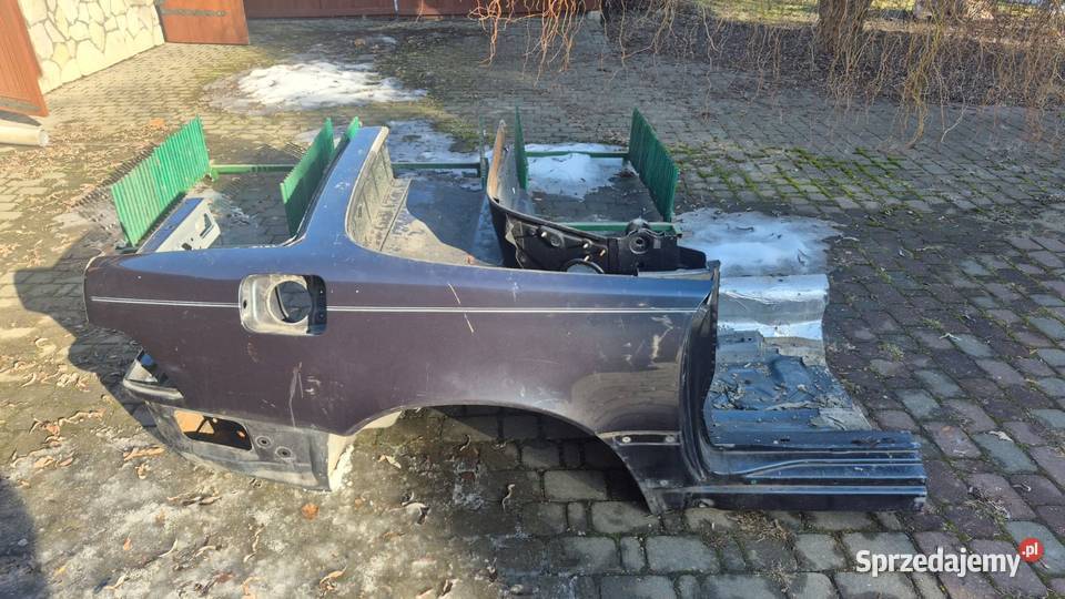 Ćwiartka poszycie blotnika prawy tył mercedes sl Lublin