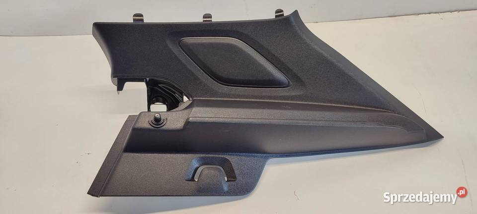 VOLVO XC40 OSŁONA SŁUPKA PRAWY TYŁ 32244155 osobowe dolnośląskie sprzedam