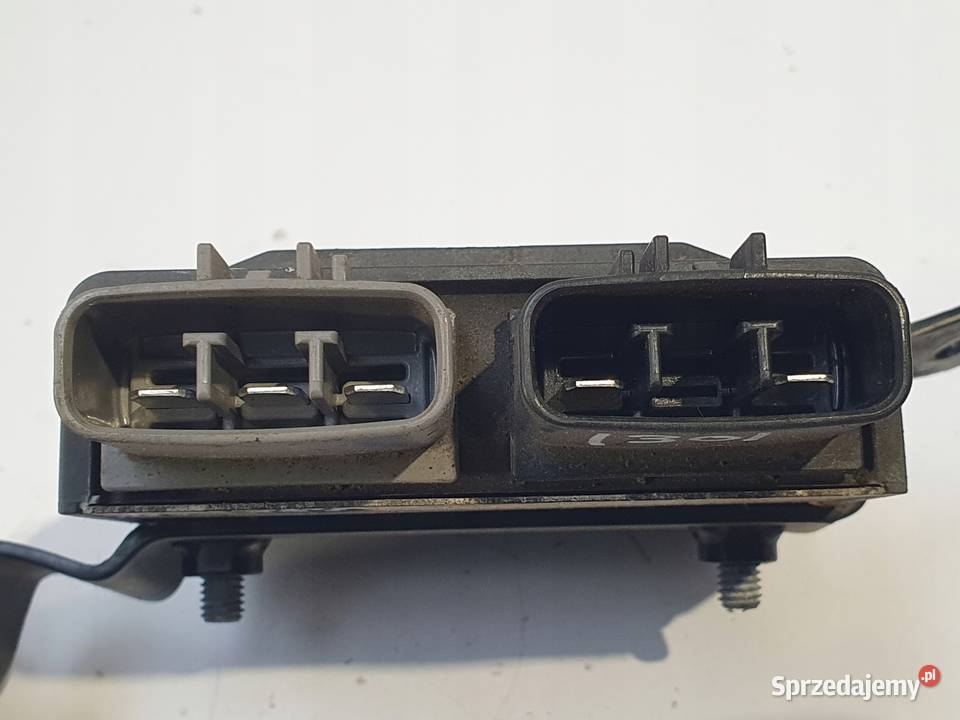 REGULATOR NAPIĘCIA Triumph Street Twin 900 18 Chełm