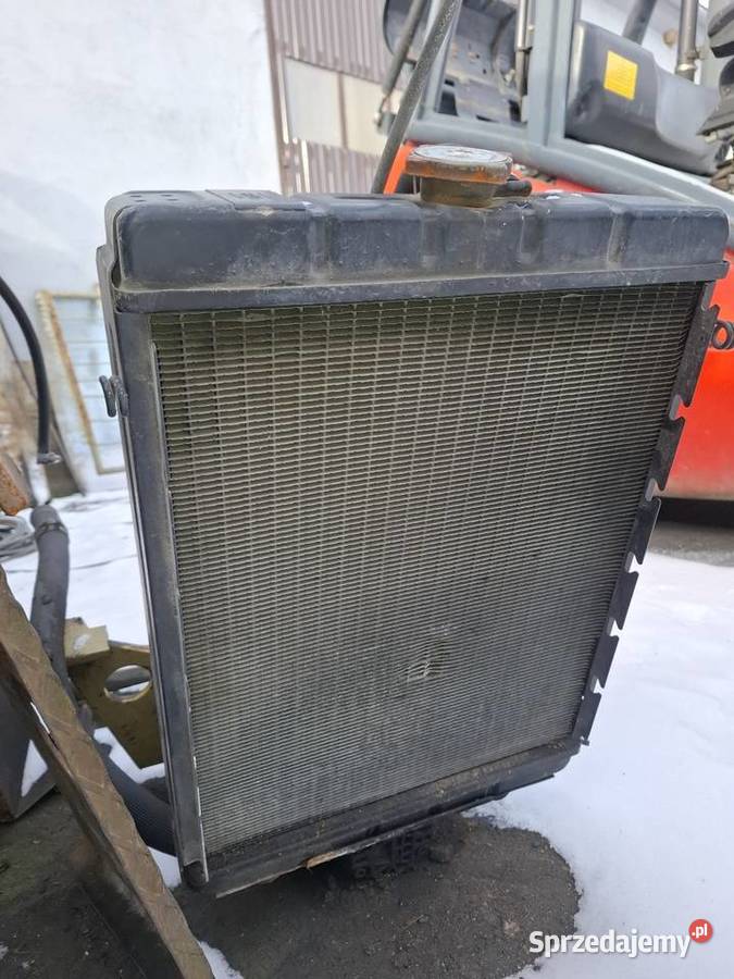 Ciągnik rolniczy Ursus C 330 Chłodnica w stanie Targoszyn