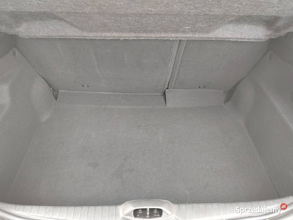 PEUGEOT 208 12 BENZYNA