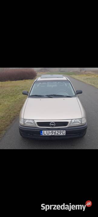 Opel Astra 14 1998r 120 przebiegu 60KM Lublin