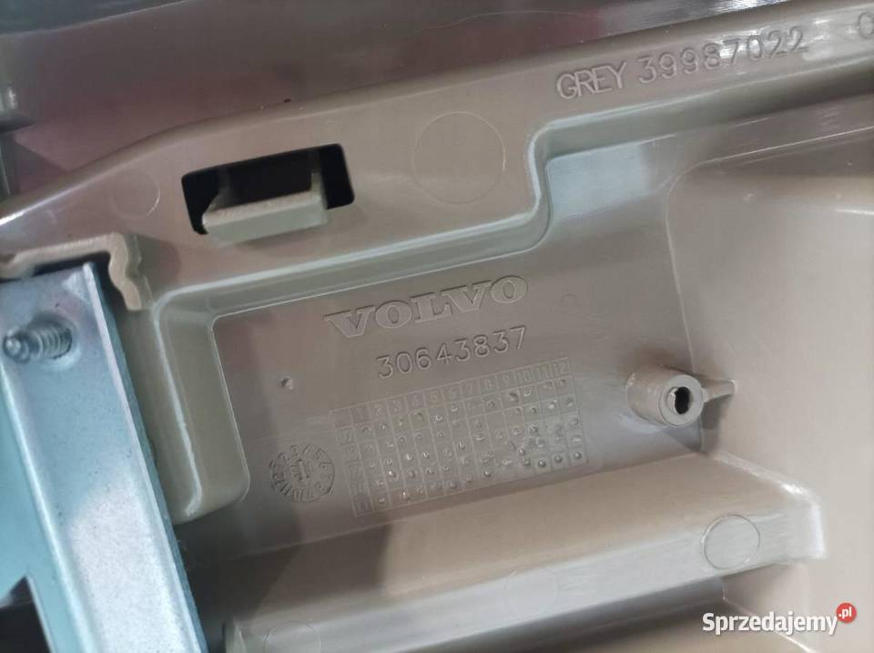 TUNEL ŚRODKOWY PODŁOKIETNIK 398 Volvo XC 90 I Podłokietniki
