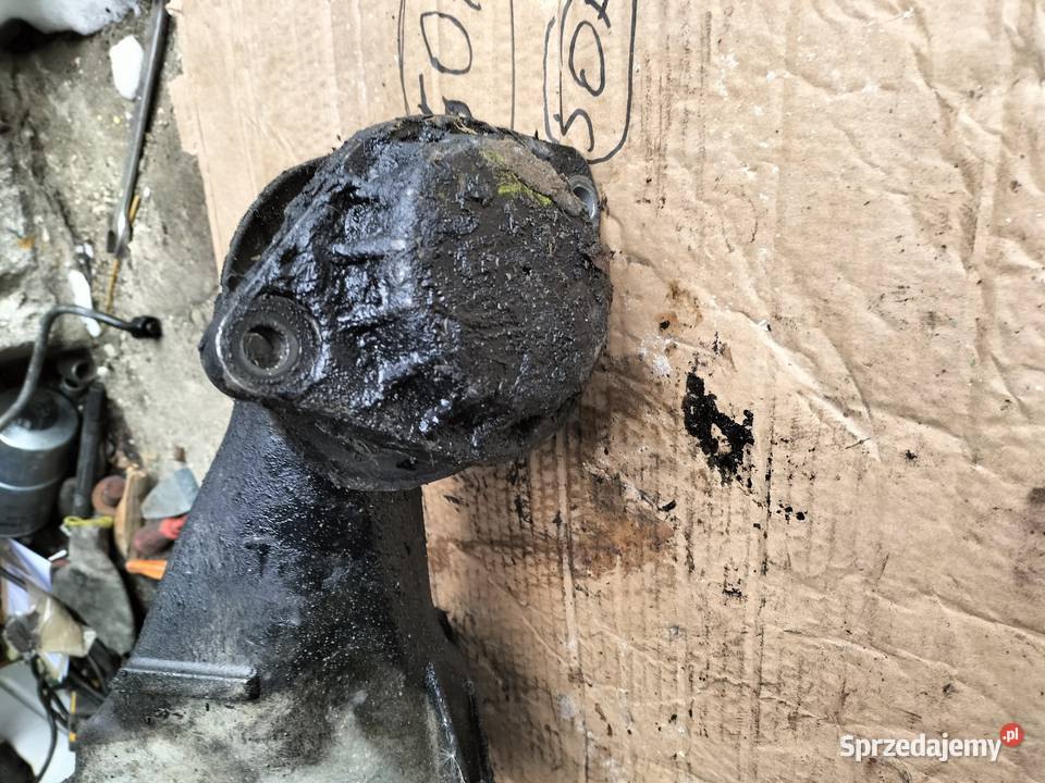 AUDI 80B4 80 B4 19TDI 19 TDI 8A0199308D ŁAPA osobowe Pozostałe