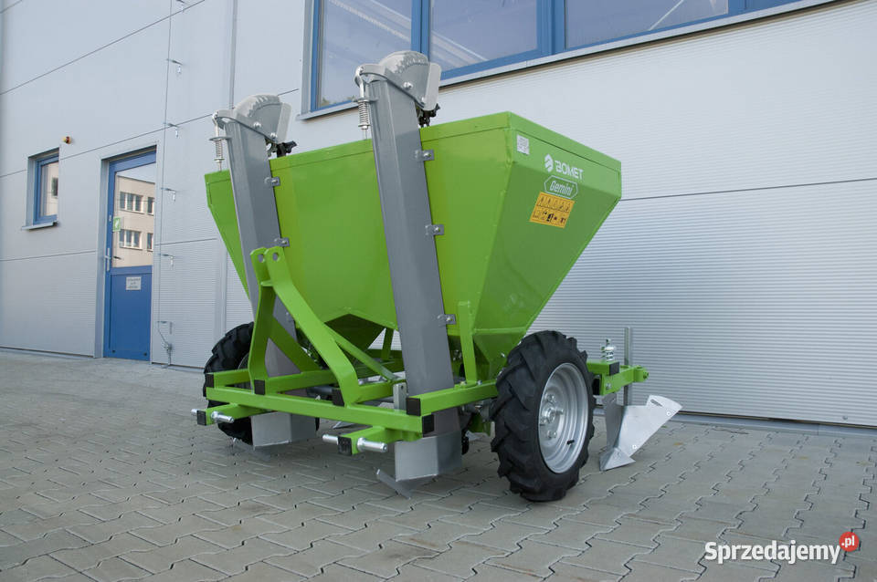 Bomet sadzarka do ziemniaków Dostawa kraj nieuszkodzony Siewniki i sadzarki Nowy Targ