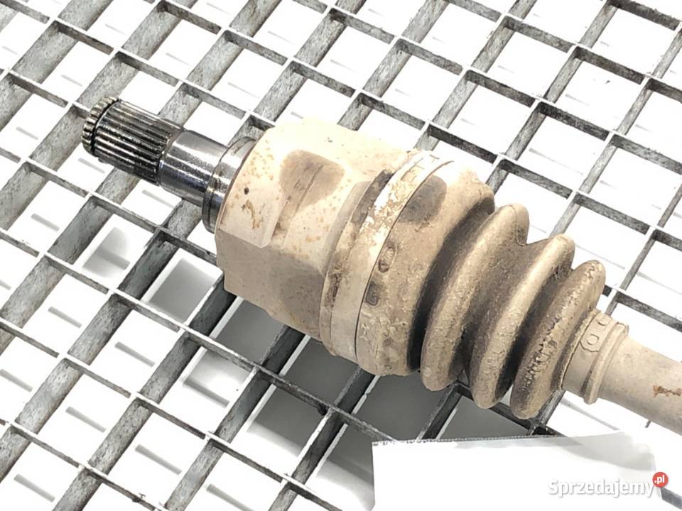 PÓŁOŚ LEWY PRZÓD KIA CEED 14 100 1218 PRZEGUB