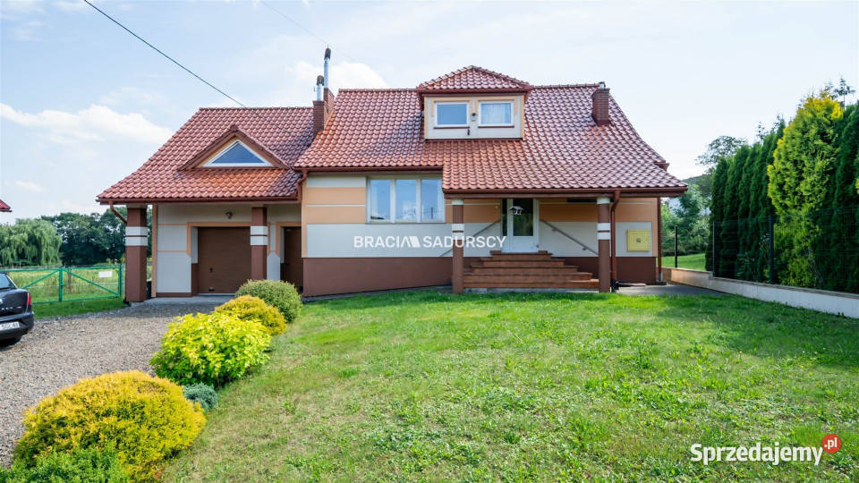 Dom wolnostojący 219m2 Grodkowice Liczba pokoi 5