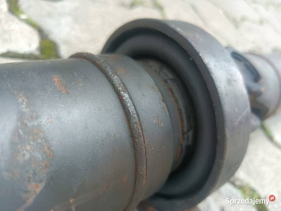 4D0521101P WAL KARDANA NAPĘDOWY AUDI A8 D2 37 Przemęt sprzedam