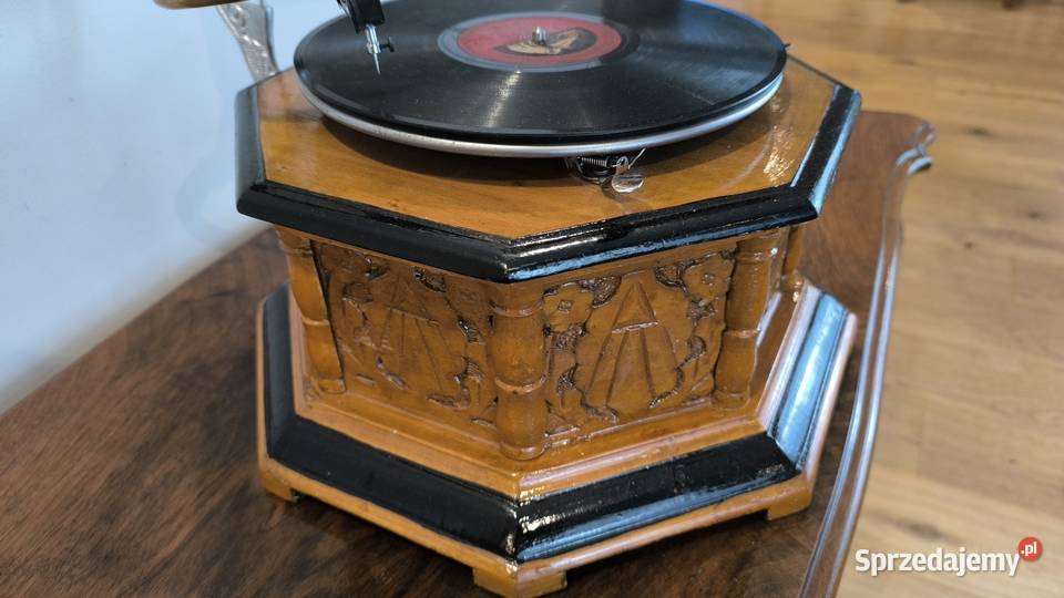 Piękny unikalny zdobiony patefon Antyki Łódź