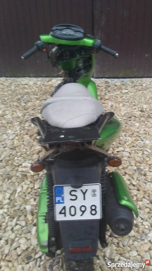 Skuter Yamaha Topola