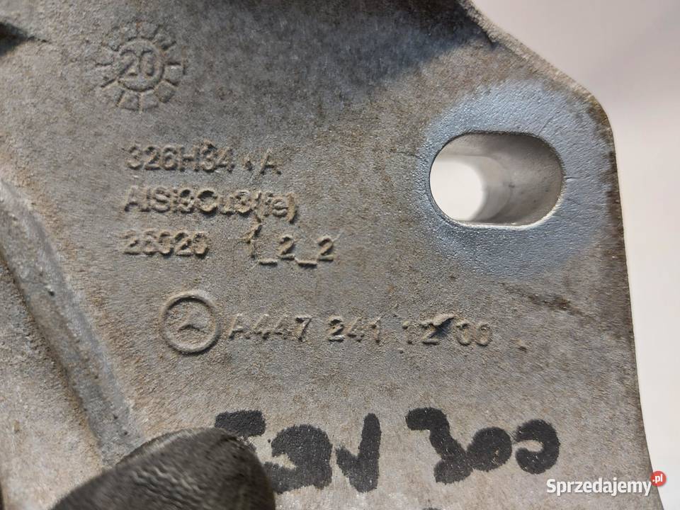 Mercedes EQV w447 Vklasa łapa poduszka silnika