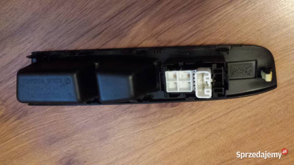 Toyota Yaris III przycisk opuszczania szyb prawy osobowe Nowy Sącz