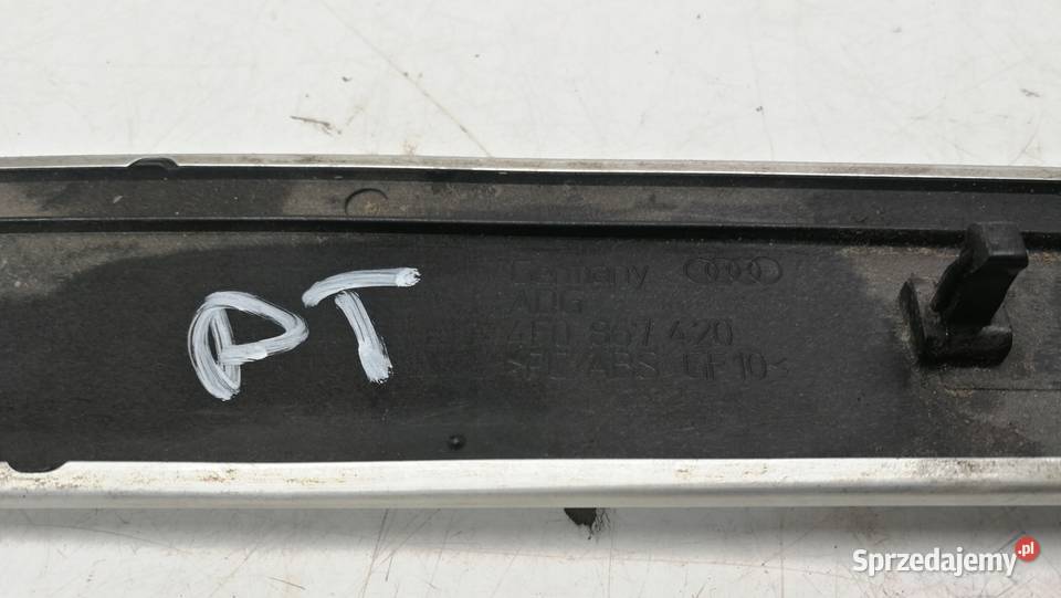 LISTWA DEKOR DRZWI P T AUDI A6 C6 4F0867420 Pozostałe Przystajń