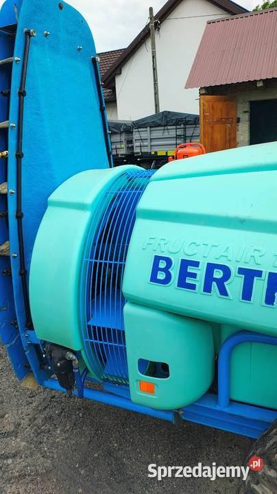 Opryskiwacz sadowniczy Berthoud fructair 1500l sprzedam