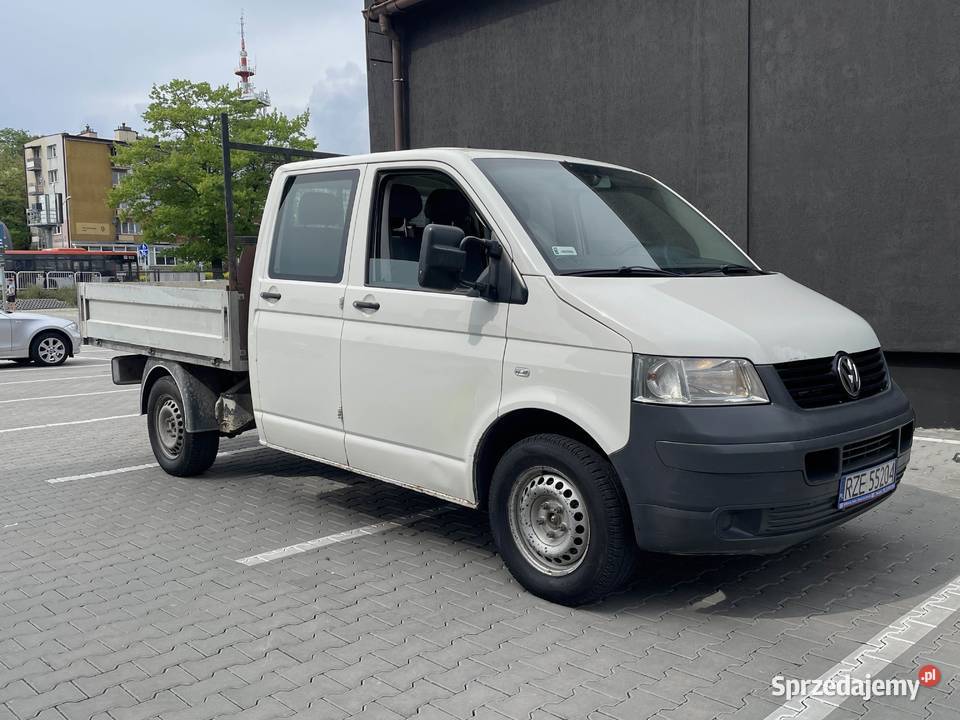 Volkswagen VW T5 DOKA 25 TDI 130 2004r 418100 Transporter Rzeszów sprzedam