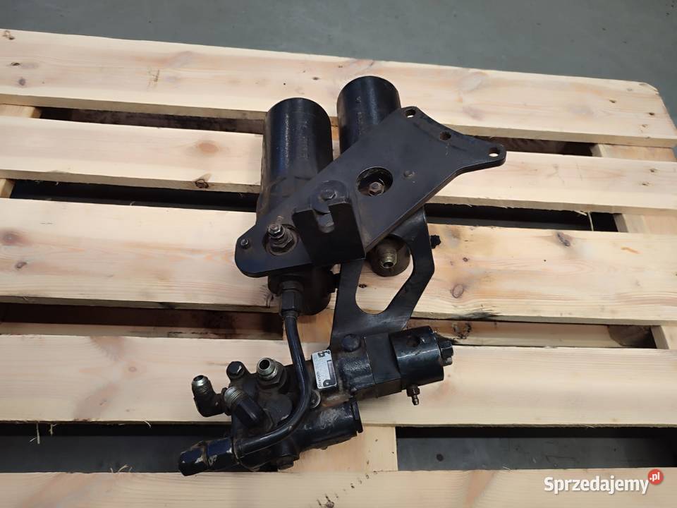 Podstawa filtra oleju TB 0146 A2 Valtra N91 Wilkowo