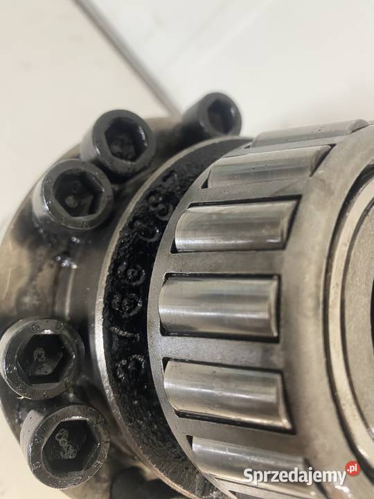 MECHANIZM RÓŻNICOWY 3766087 MASSEY FERGUSON 7618 Rolnictwo Kielce