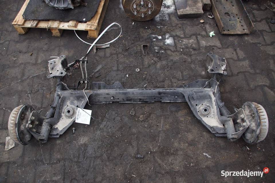 BELKA SANKI TYŁ RENAULT CAPTUR Lipno
