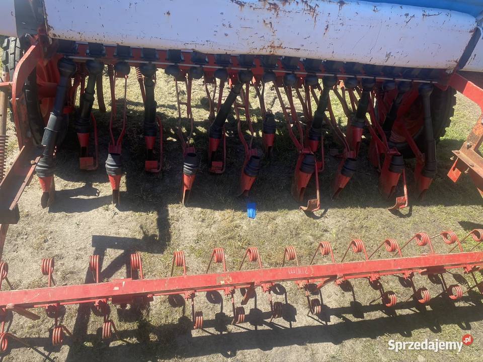 Sprzedam siewnik do zboża Isarie 2 m brakuje Włoszczowa