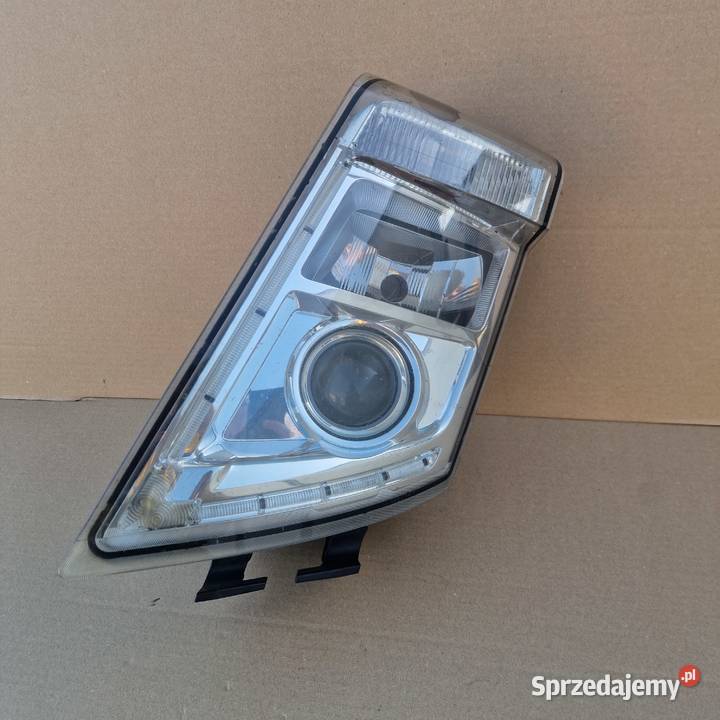 VOLVO FH FH13 REFLEKTOR LAMPA LEWA XENON ciężarowe Bieleń
