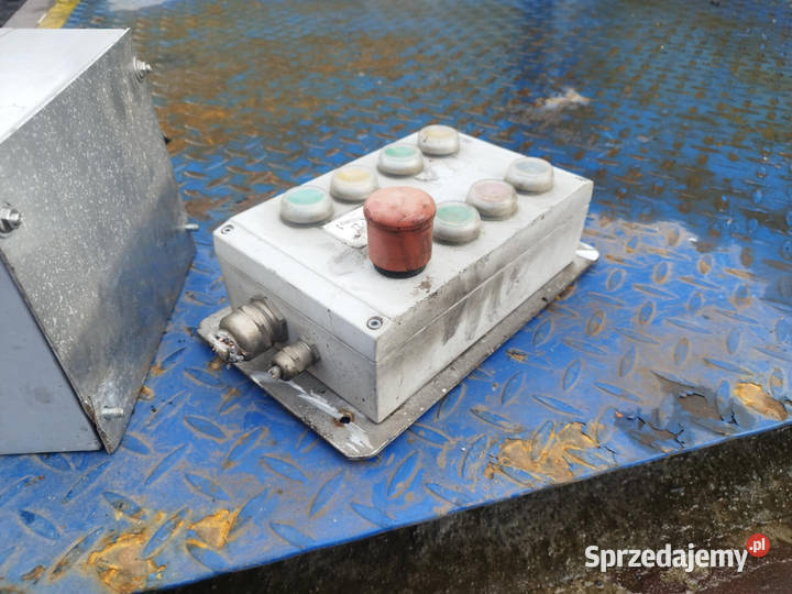 Puszka Hermetyczna z przyciskami do sterowania Strzyżew sprzedam