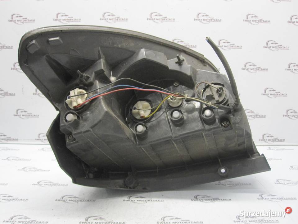 CHEVROLET CAPTIVA I LIFT 12r lampa lewy tył