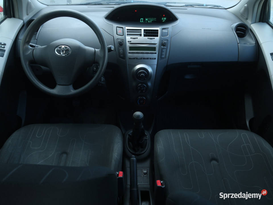 Toyota Yaris 10 VVTi Bielany Wrocławskie