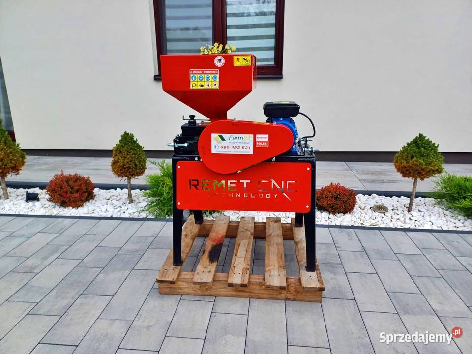 MAŁY Gniotownik do zboża kur koni Zgniatacz Gorzkowice sprzedam