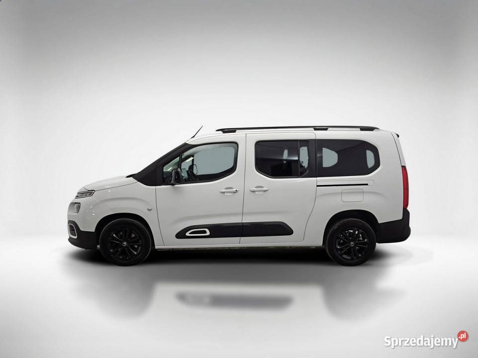 Citroen Berlingo XL 12 PureTech Shine SS Aut 7os Samochody osobowe Warszawa sprzedam