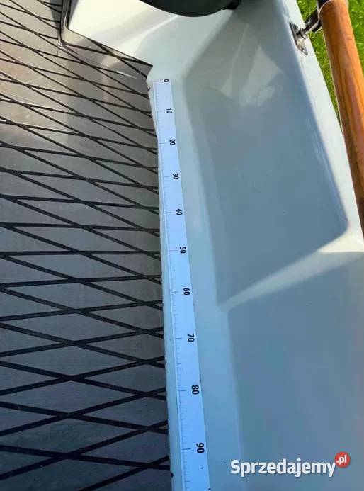 Łódka wędkarska rekreacyjna 30 m x 140 m gotowa Trzebiatów