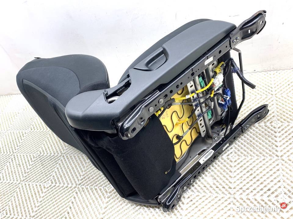 FOTEL PRAWY PRZÓD HONDA CIVIC IX Hatchback osobowe Fotele i kanapy