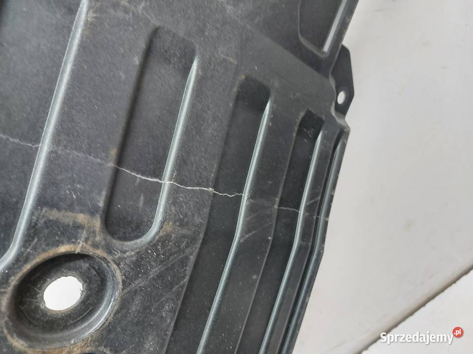 VOLVO XC90 II D5 Osłona podwozia tył prawa