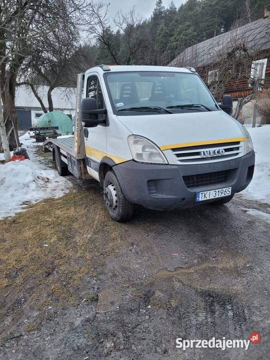 Iveco daily pomoc drogowa autolaweta 2009 65c 3200kg Miedziana Góra sprzedam