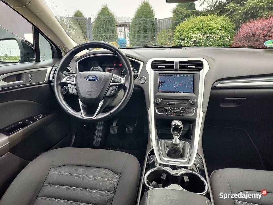 FORD MONDEO 15 BENZYNA 111000