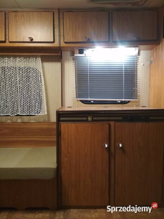 Duża przyczepa kempingowa Knaus na działkę Kempingowe Krasnystaw